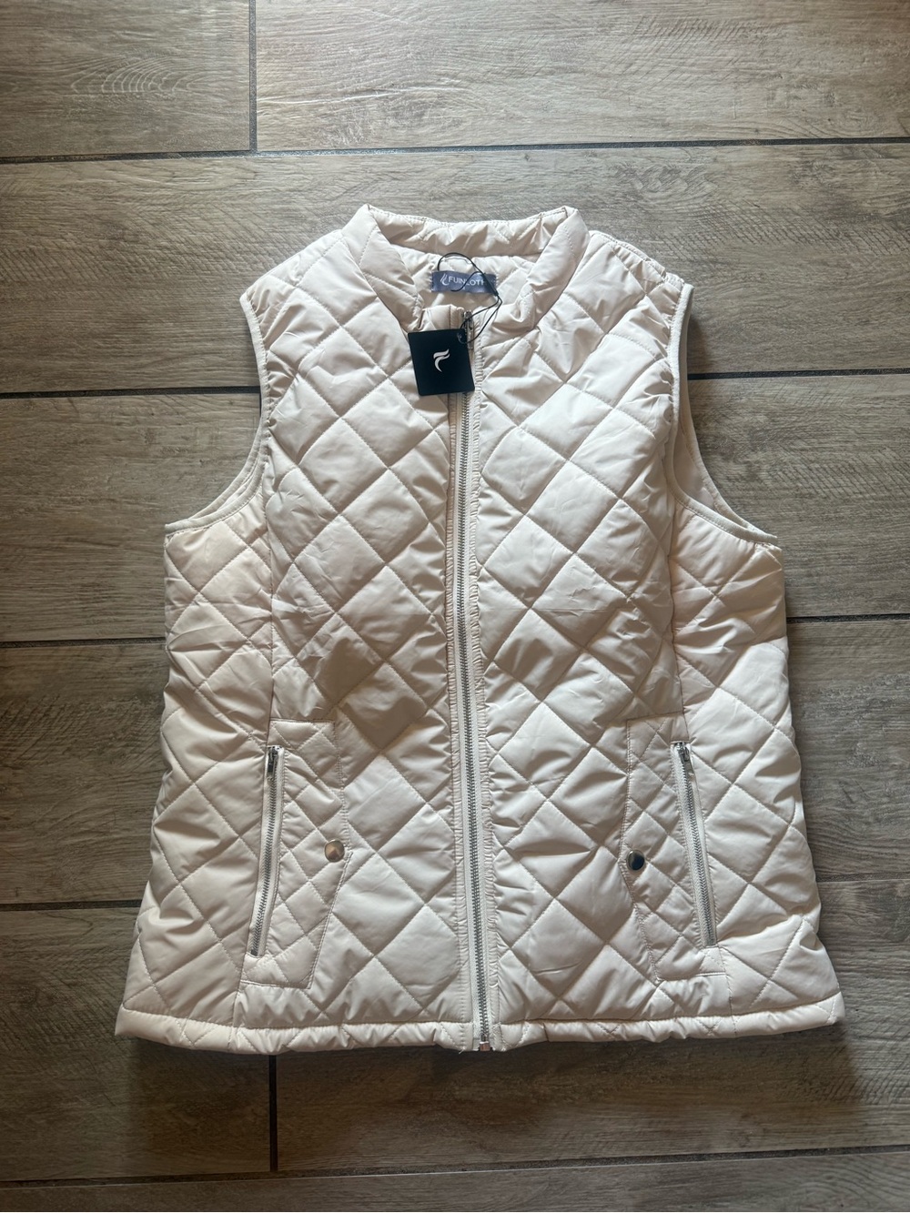 Quilted Sleeveless Puffer Vest - Cream